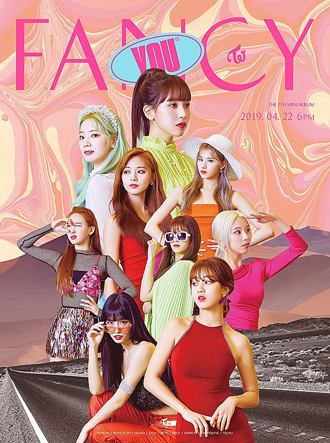 TWICE「ガールズグループの成功例はどっち?! TWICEと乃木坂46を比較【Chart insight of insight】  」1枚目/3