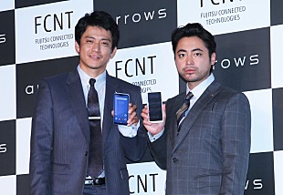 「小栗旬「高所恐怖症なのですごく怖かった」　山田孝之「毎回年齢を痛感させられる」」