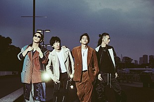 「THE ORAL CIGARETTES、ベストアルバムのジャケット＆プレミアムBOXと特典のビジュアルを公開」