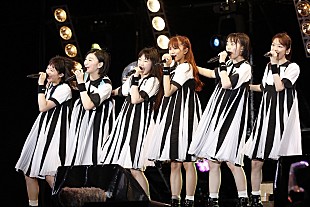 「エビ中、アイドル初の主催野外フェスのレポート到着　「いろんなアーティストさんからいただいた楽曲によって作られているんだな」」