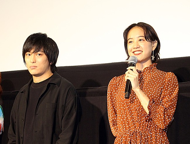 「古舘佑太郎「区役所で説得して婚姻届を出す」　石橋静河「ほのぼのと普通の時間を過ごしたい」」1枚目/1