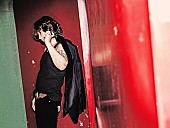 「浅井健一、今秋放送のTVアニメ『ノー・ガンズ・ライフ』OP曲を書き下ろし」1枚目/2