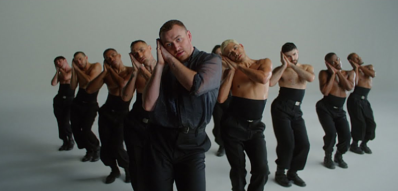 サム・スミス、しなやかなダンスを披露する新曲「ハウ・ドゥ・ユー・スリープ？」MV公開