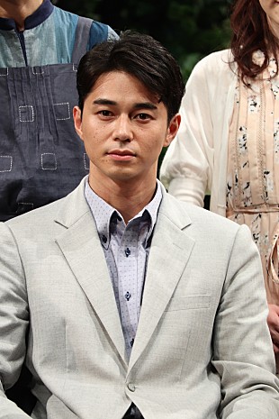 「東出昌大と仲野太賀、異常な仲の良さ　片桐はいり「付き合っているんじゃないかな」」