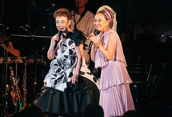 MISIA「MISIA、福島にて復興と平和への祈りを込めた【Misia Candle Night】開催　スペシャルゲストには加藤登紀子が登場」1枚目/4