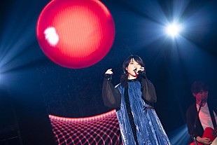 「家入レオ、尾崎雄貴（BBHF）も登場した初の幕張メッセ公演」