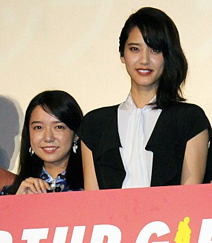 「上白石萌音＆山崎紘菜のカラオケは８０点　アジカンのお墨付きに安どの表情」