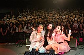 KEIJU「RIRI、KEIJU、ジュリア・ウー、『アネッサ』CMソングのプロジェクト集大成となる台湾ライブが大盛況」1枚目/9