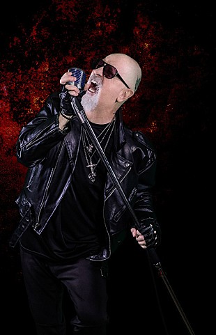 「メタル・ゴッド＝ロブ・ハルフォードがクリスマス・アルバム発売、“スー”や弟も参加」