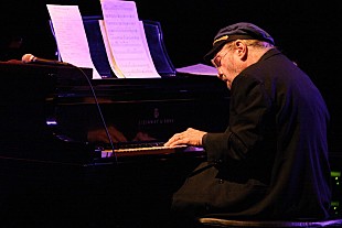 「マンハッタン・ジャズ・クインテット35周年ジャパン・ツアー開催直前インタビュー ～「ジャズは現在へ、そして未来へ向かいながら常に変化している。」」