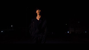 「Sano ibuki、11/6発売の1stアルバムより「革命的閃光弾」MV公開」