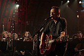 ブルース・スプリングスティーン「B・スプリングスティーン、『ウエスタン・スターズ』全曲再現ライブより「サンダウン」MV公開」1枚目/2