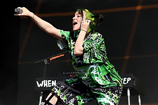 「ビリー・アイリッシュ、自身のファンにもっとお互いに優しくするようSNSで呼びかける」