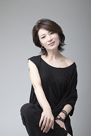 「マルシア、故郷ブラジルでも人気が加速　現地新聞も新曲を絶賛する記事を掲載」