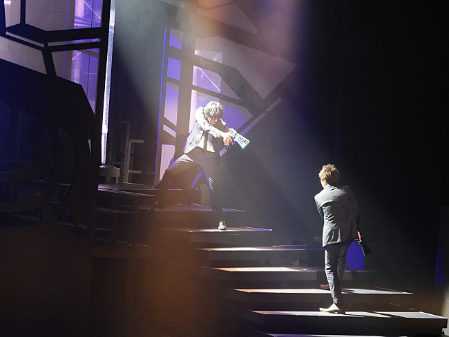 「久保田悠来「誕生日ではないお祝いができた」と新婚の細貝圭を祝福　舞台版「サイコパス」初日開幕」1枚目/1