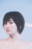 佐藤千亜妃「佐藤千亜妃×フォーリミのコラボ実現、楽曲「STAR」ラジオ初O.A.後に先行配信」1枚目/3