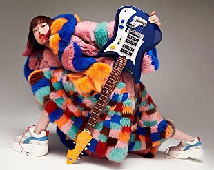 「Rei、キューブリックをオマージュ「Connection」MVプレミア公開をハロウィンに実施」