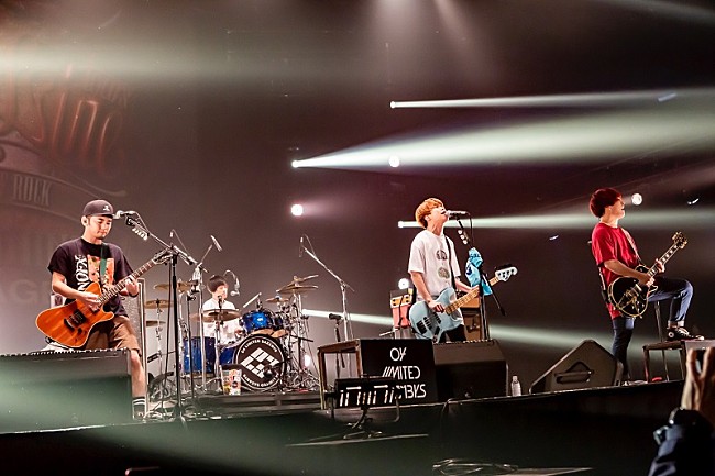 MAN WITH A MISSION「04 Limited Sazabys
Photo by Takashi Konuma」3枚目/12