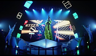 「Reol、新AL『金字塔』初回盤より「劣等上等」ライブ映像公開」