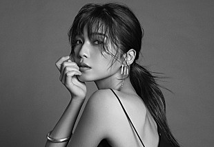 「宇野実彩子(AAA)、ソロデビュー2周年生配信決定」