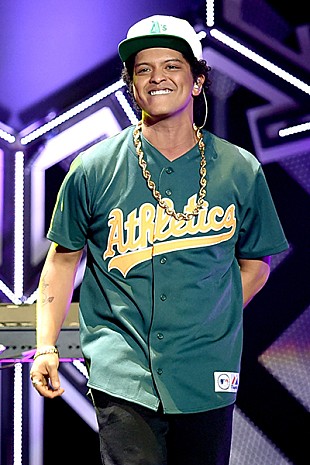 「ブルーノ・マーズ、BTSによる「Finesse」のカヴァーに反応」