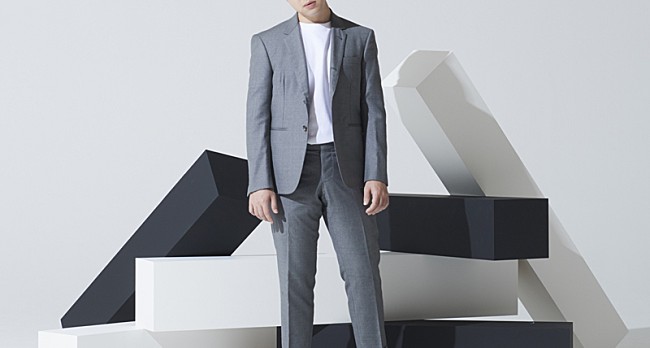 「クラシックピアニストにしてSSWの新鋭、マシュー・ローがMV解禁＆新曲リリース」1枚目/2