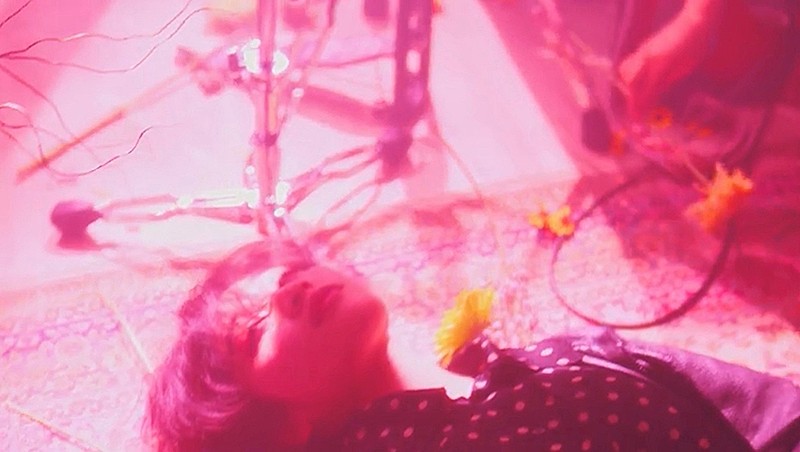ステレオガール「ステレオガールの新曲「春眠」MV公開、アルバム『Pink Fog』収録曲」1枚目/4