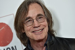 「ジャクソン・ブラウン、新型コロナウィルス陽性を発表」