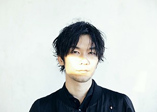「TK from 凛として時雨、“顔立ちがハッキリわかる”新アーティスト写真を解禁」