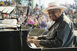 「米ジャズ・ピアニストのエリス・マルサリスJr.が新型コロナ肺炎で死去　ジョン・レジェンド/Appleティム・クックらが追悼」