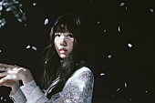 Aimer「Aimer、過去のミュージック・ビデオ10作品をフルサイズ公開」1枚目/5