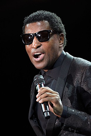 「ベイビーフェイス、テディ・ライリーとVerzuzバトルをインスタグラム・ライブで開催」