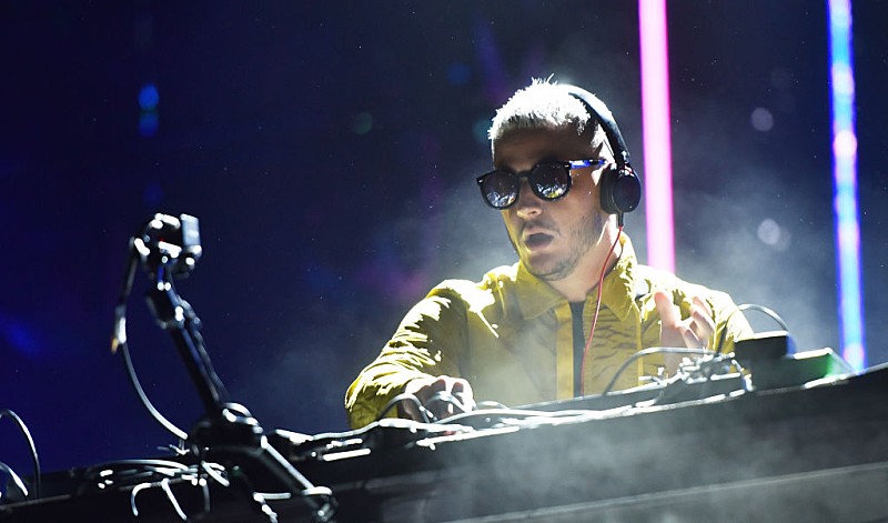 DJスネイク「Taki Taki」のSpotify再生回数が10億回を突破、自身3曲目の達成 