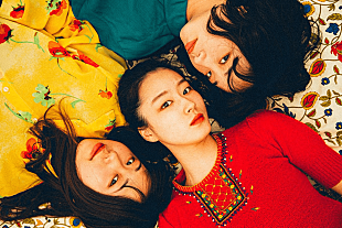 「インディーズ若手ガールズバンドのヤユヨ、「ジョンソンボディケアリフレッシュジェル」のMVに起用」