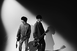 「DEPAPEPE、ギタープレイをTAB譜で確認できるビデオ公開＆配信ライブも実施へ」