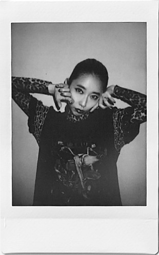 「加藤ミリヤ、青山テルマ、217..NINA、チャリティオークションサイト開設」