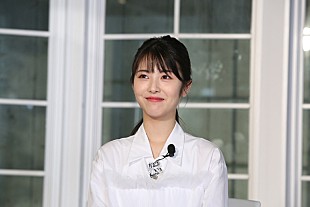 「浜辺美波、理想は「好きな男の子に写真を撮ってもらうシ－ン」　北村匠海「女子会感に付いていけない」」