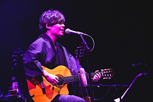 「＜ライブレポート＞中田裕二、自身初の無観客配信ライブを開催　浴衣姿で届けた大人な真夏のステージ」