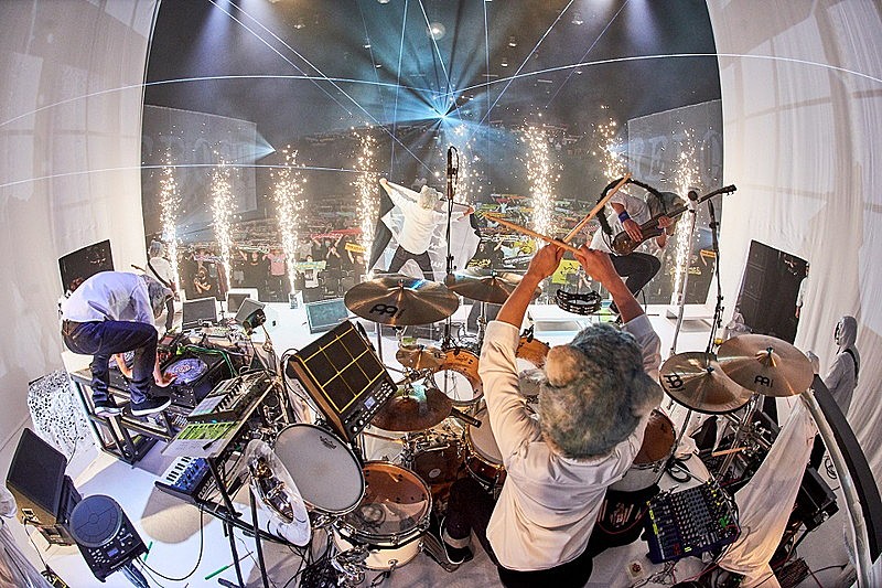 MAN WITH A MISSION「MAN WITH A MISSION、Zepp Tokyoキャパ15％以下の2DAYSライブで再起を誓う」1枚目/9