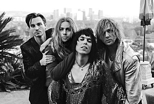 「ザ・ストラッツ、1年ぶりの新曲はアルバート・ハモンドJr.参加のギター・リフが印象的なナンバー」