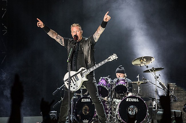 「メタリカ、米西海岸の山火事救済活動に約2600万円を寄付」1枚目/1