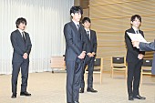 「Ｖ６の担当マネジャ－がＰＣＲ検査で陽性判明　岡田准一と三宅健、陰性確認もイベントは欠席」1枚目/1