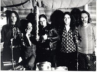 「CAN再発シリーズ第3弾、代表作『タゴ・マゴ』Tシャツ付限定盤も」