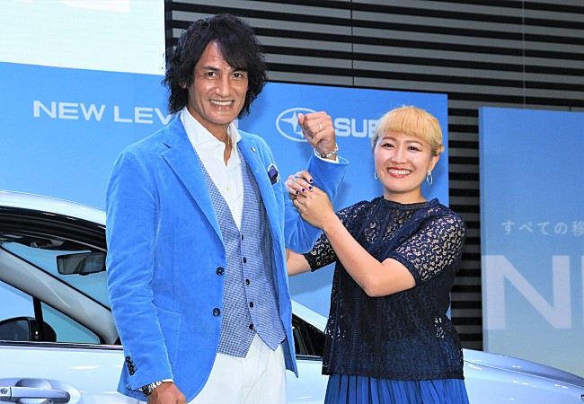 「丸山桂里奈、夫と共にラブラブで登場　「人妻になって色気が出たって言われる」」1枚目/1