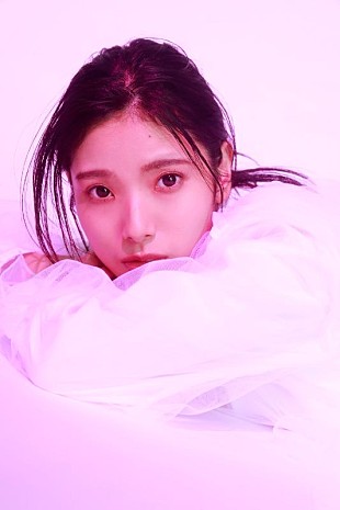 「佐藤ミキ、TVアニメ『魔法科高校の劣等生 来訪者編』EDテーマについてのトーク公開、「名もない花」先行配信スタート」