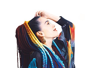 「圧倒的歌唱力が話題のゴスペルシンガーTiA、サックスに武田真治が参加した新曲「Rejoice」11/18リリース決定」