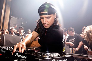 「スクリレックス、新曲「Kliptown Empyrean」をリリース＆ニューALが進行中と示唆」