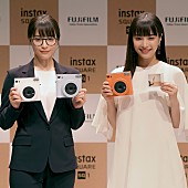 「広瀬すず、新製品発表会で一人四役　司会、宣伝部長、ゲスト女優…」1枚目/1
