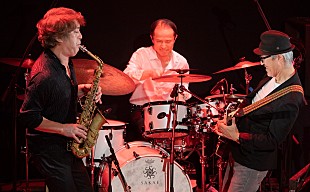 「＜ライブレポート＞【則竹裕之フュージョンスペシャル～featuring DIMENSION】ジャズ・フュージョン界のトップドラマーが表す“新次元”」