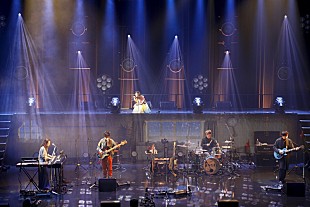 「緑黄色社会、有観客配信ライブで観る者すべてを眩い歓喜の景色へ」